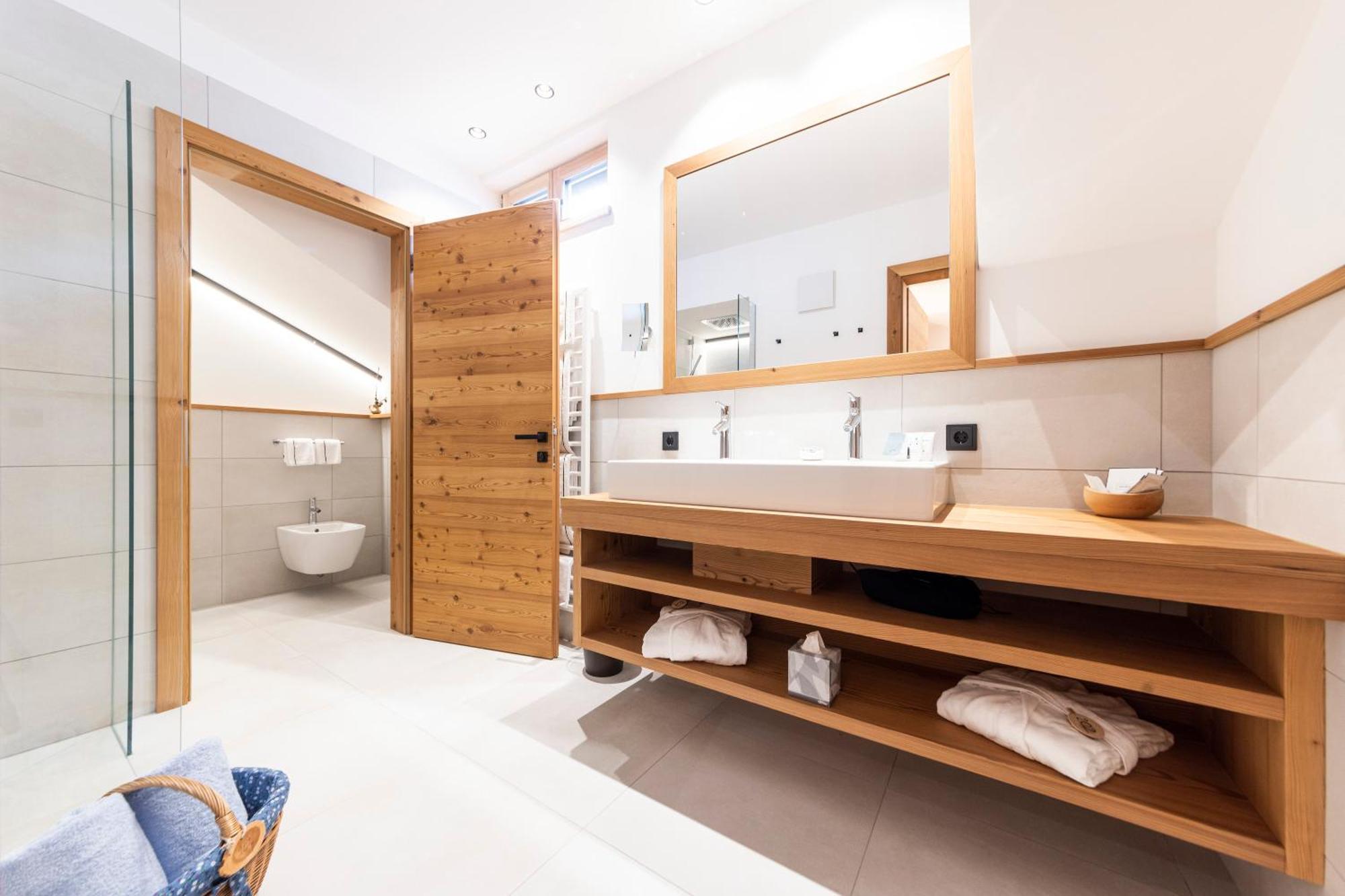 Hotel Tann กอลลาลโบ ภายนอก รูปภาพ